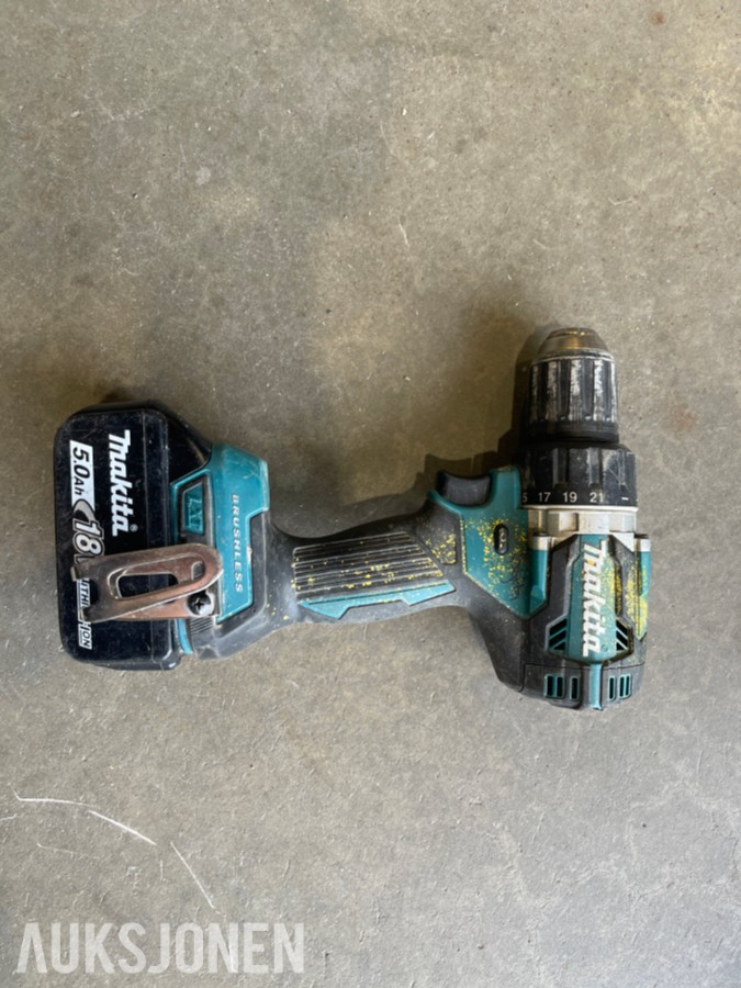 Stort parti Makita elektroverktøy, batterier og ladere