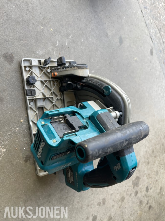 Stort parti Makita elektroverktøy, batterier og ladere