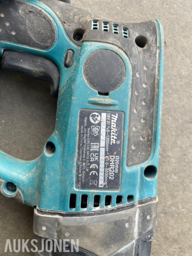 Stort parti Makita elektroverktøy, batterier og ladere
