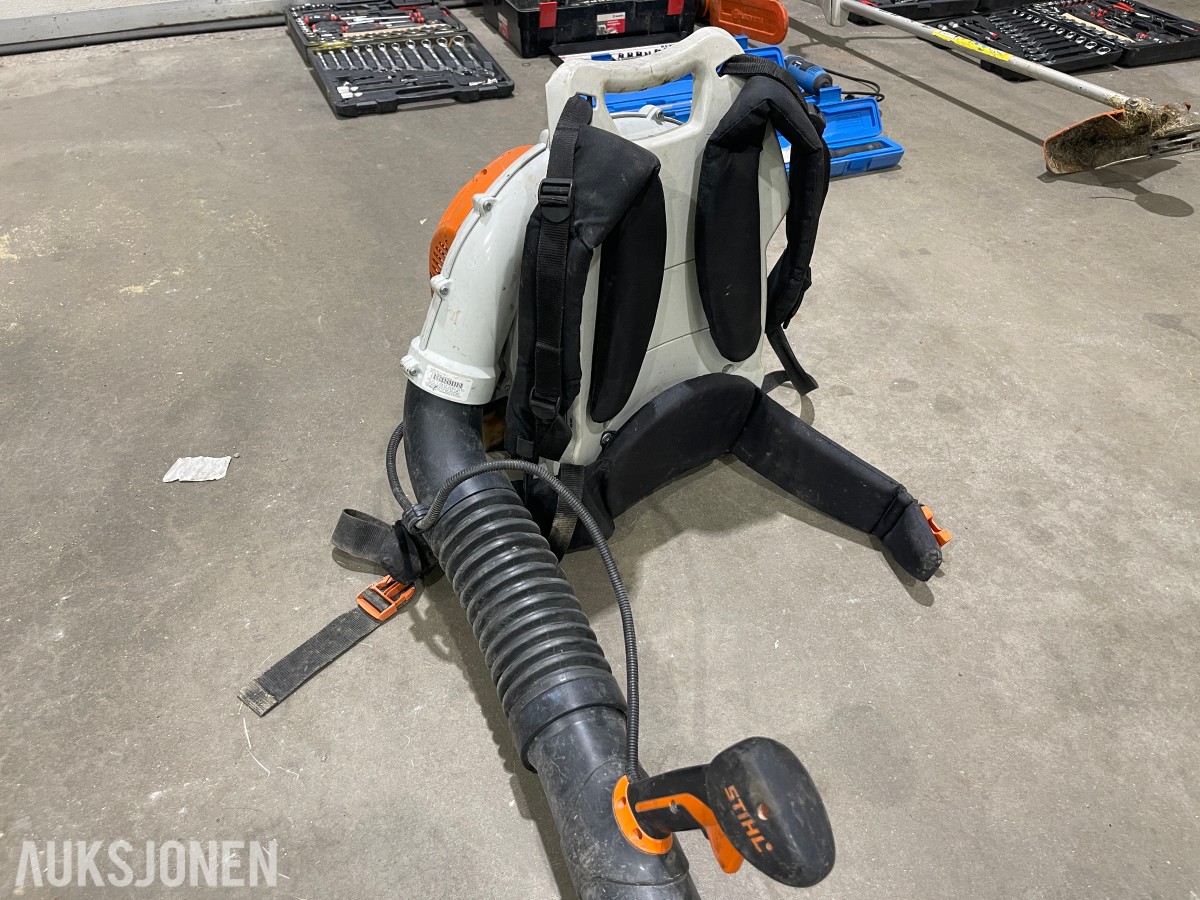 Verktøypakke med STIHL, Würth og diverse håndverktøy