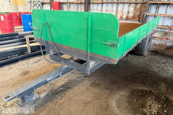 Foss Eik traktortilhenger - oppusset - 2100 kg nyttelast
