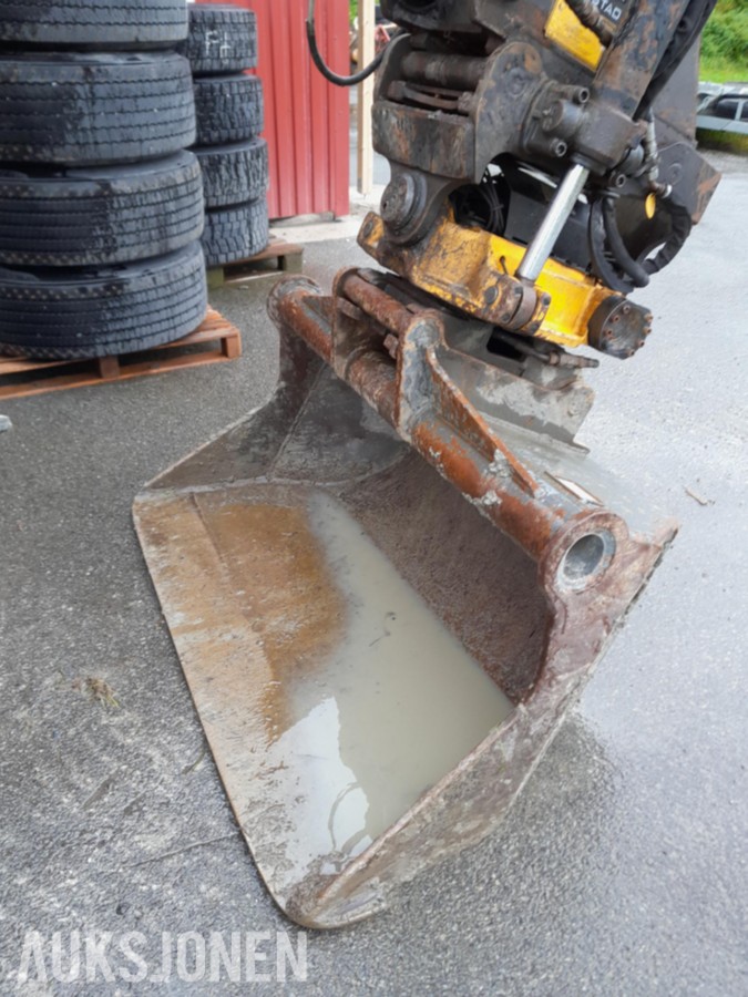 2013 Hyundai 145LCR-9 gravemaskin - Rototilt - 6600 timer