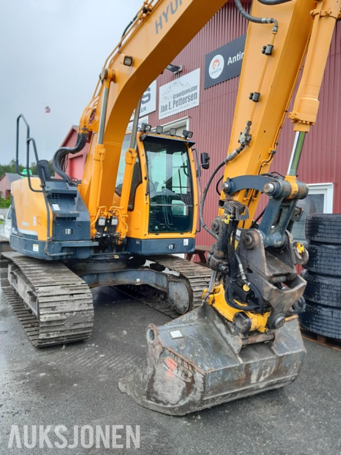 2013 Hyundai 145LCR-9 gravemaskin - Rototilt - 6600 timer