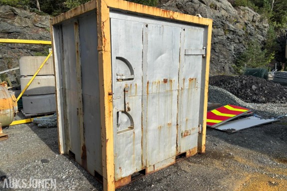 6Fot Container / oppbevaringscontaine r – 167 x 200 x 230 cm – rep.objekt