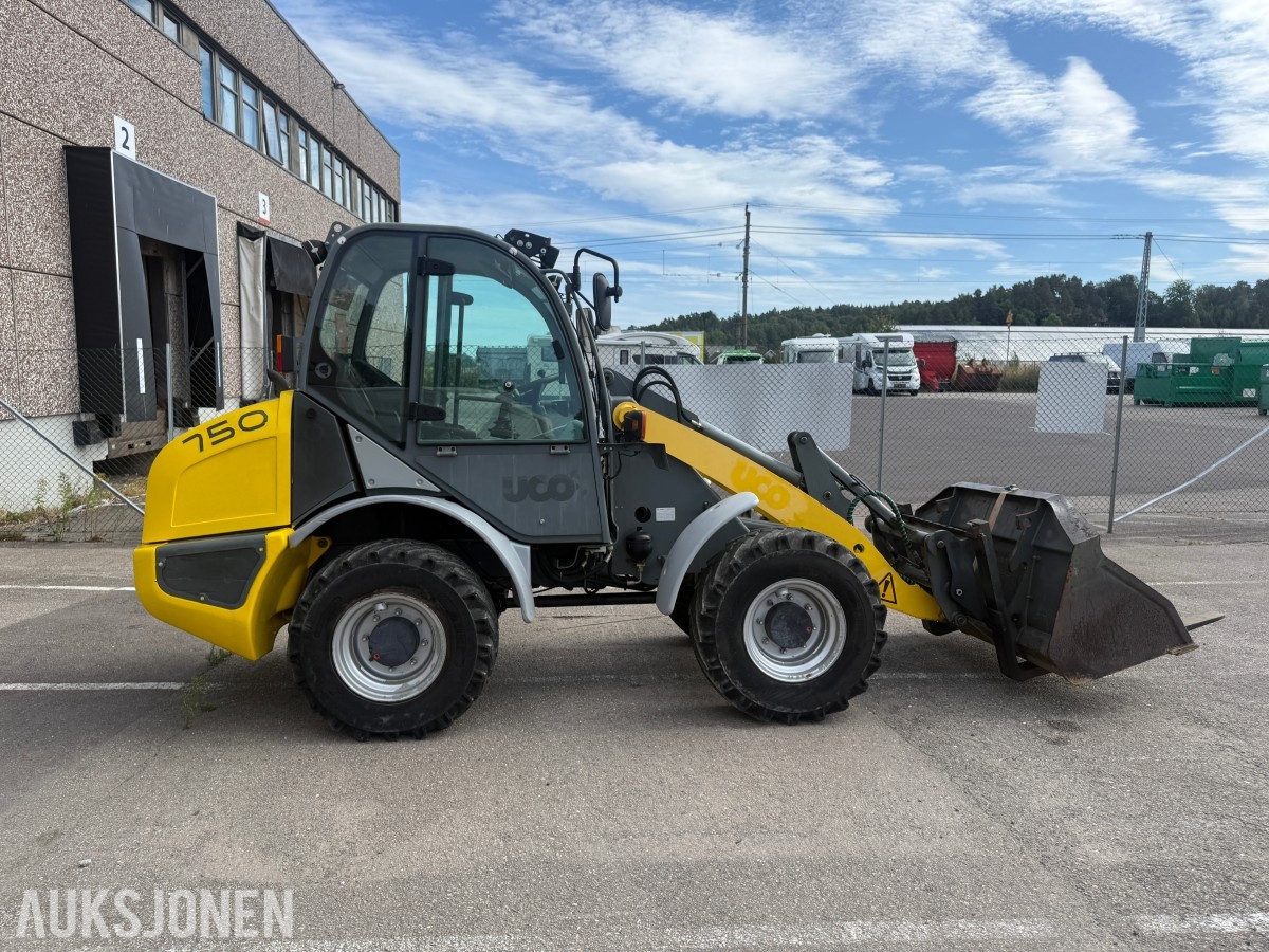 2013 KramerAllrad 750 hjullaster med skuffe og pallegafler