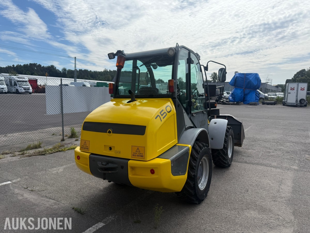 2013 KramerAllrad 750 hjullaster med skuffe og pallegafler