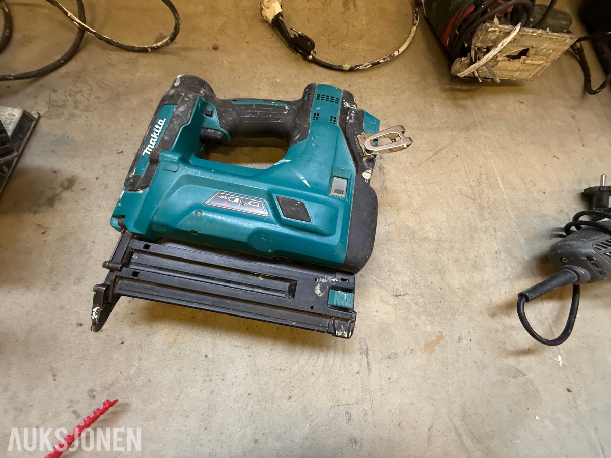 Parti med elektrisk verktøy og maskiner – Makita, Bosch, Stanley m.m.