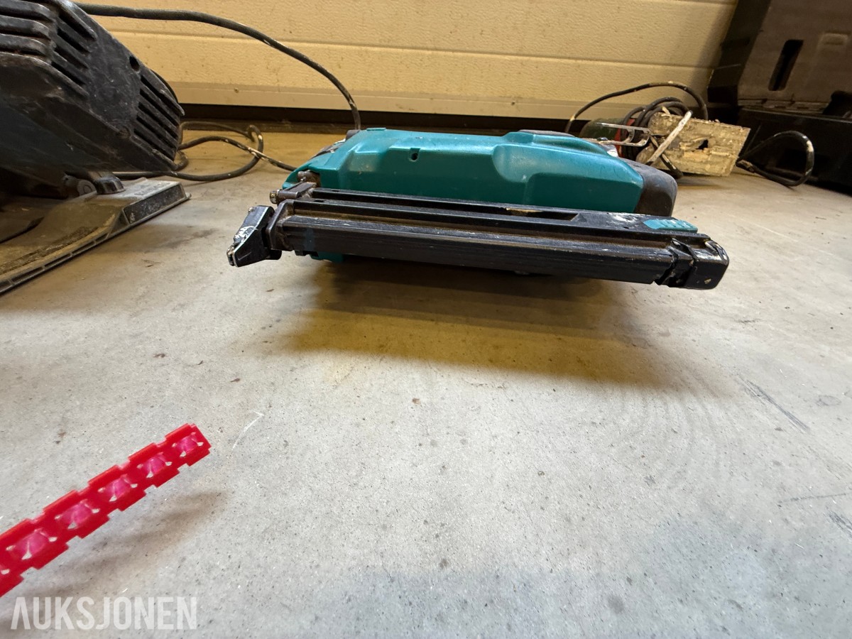 Parti med elektrisk verktøy og maskiner – Makita, Bosch, Stanley m.m.