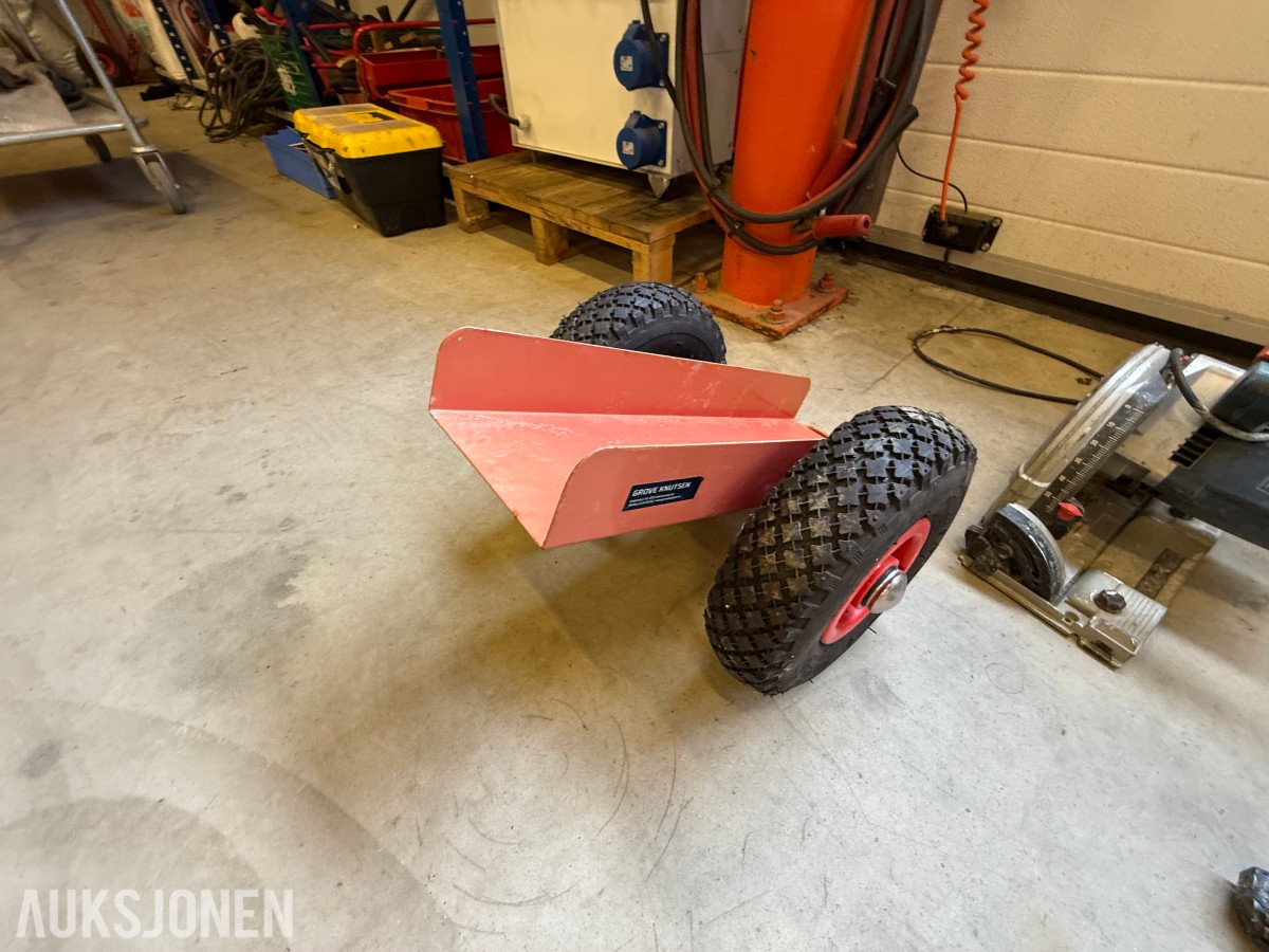 Parti med elektrisk verktøy og maskiner – Makita, Bosch, Stanley m.m.