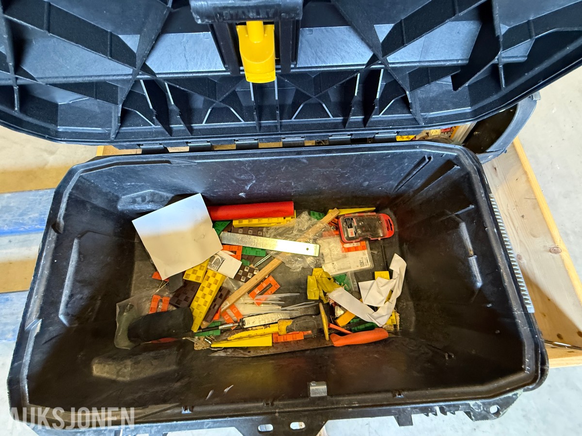 Parti med elektrisk verktøy og maskiner – Makita, Bosch, Stanley m.m.