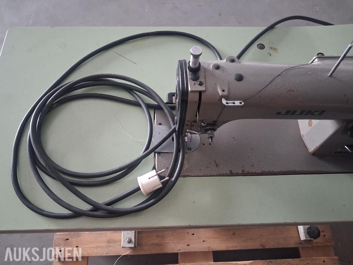 SYMASKIN Juki DLN-415 - til kalesjer og puter, Reparasjonsobjekt