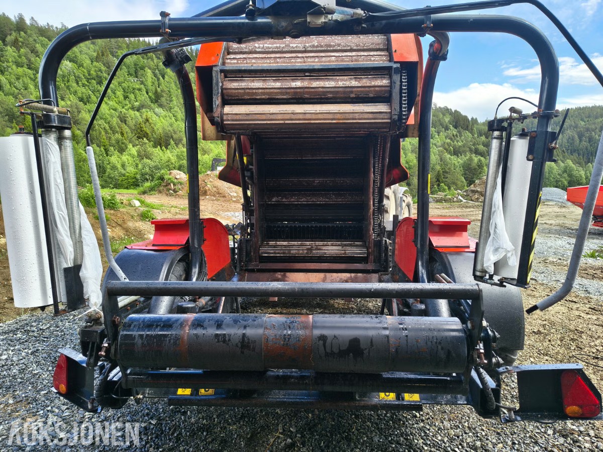 2012 Orkel 1260 Rundballepresse - 21 600 baller  - full service