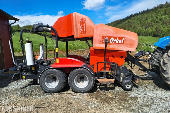 2012 Orkel 1260 Rundballepresse - 21 600 baller  - full service