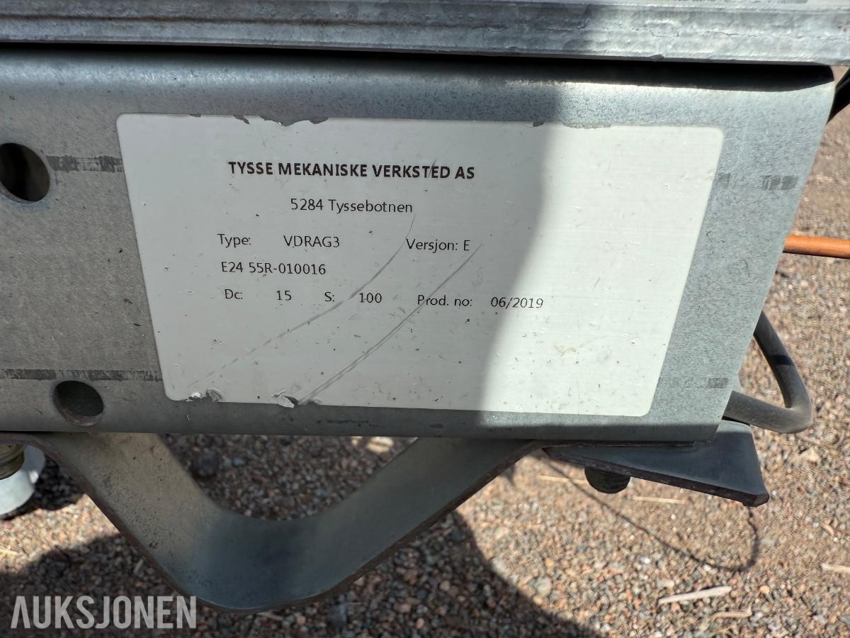 2019 TYSSE MAKO LIFT-M/FJERNKONTROLL - INNVENDIG LYS OG STROPPER 