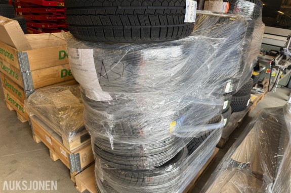 1pall med dvs bildekk- 13stk ulike typer og dim