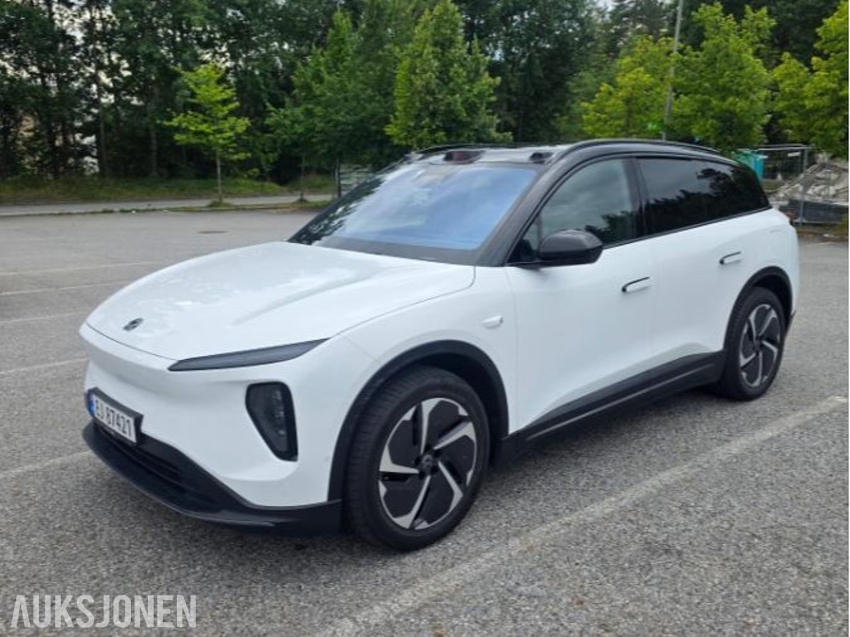 2024 NIO EL6 AWD LR Cruisekontroll, Ryggekamera, Panorama soltak