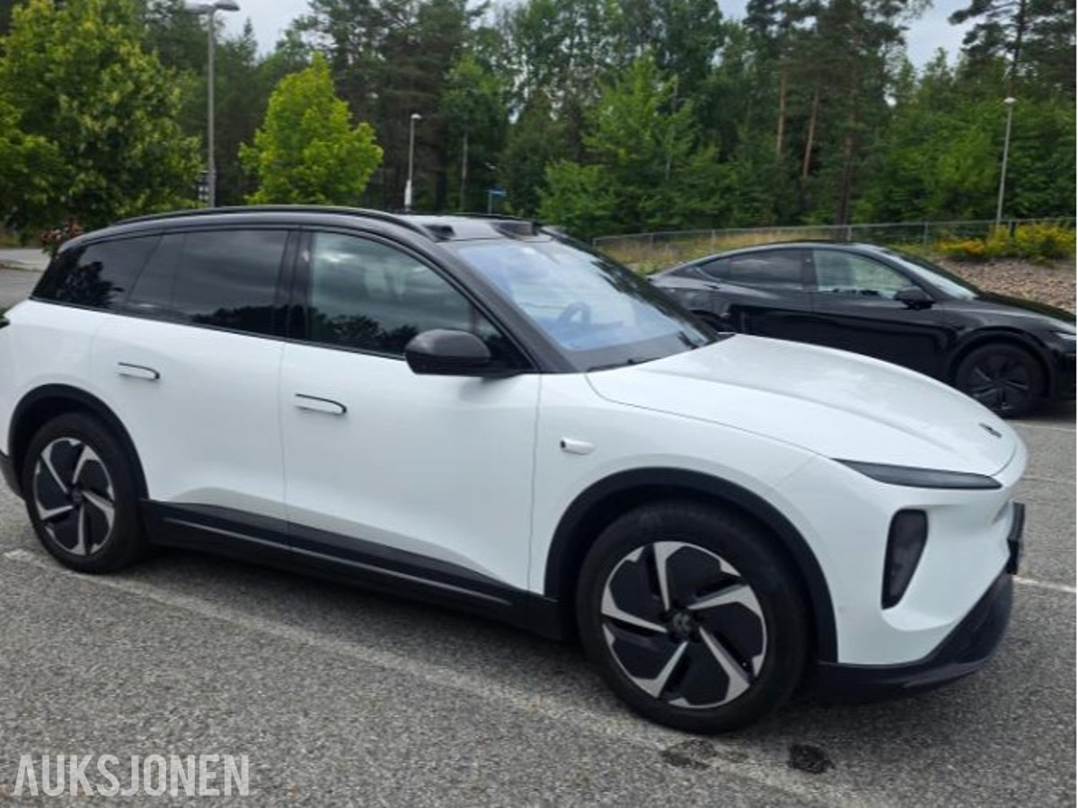 2024 NIO EL6 AWD LR Cruisekontroll, Ryggekamera, Panorama soltak