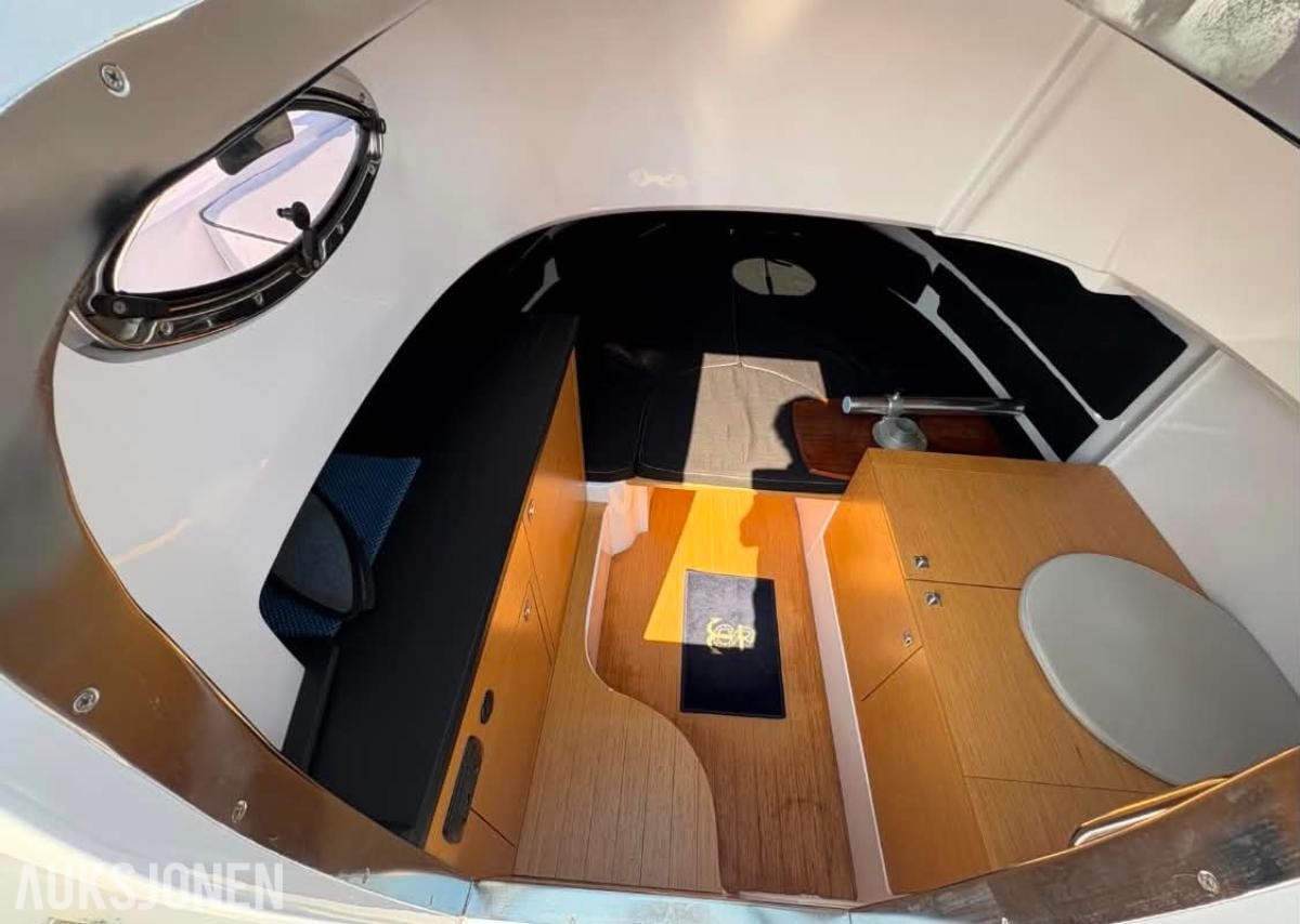 2012 Ranieri Shadow 24 m/F250 Mercury Verado 2020
