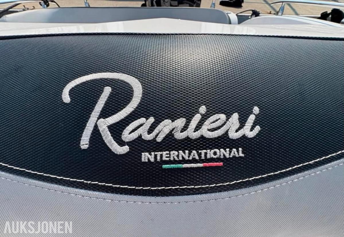 2012 Ranieri Shadow 24 m/F250 Mercury Verado 2020