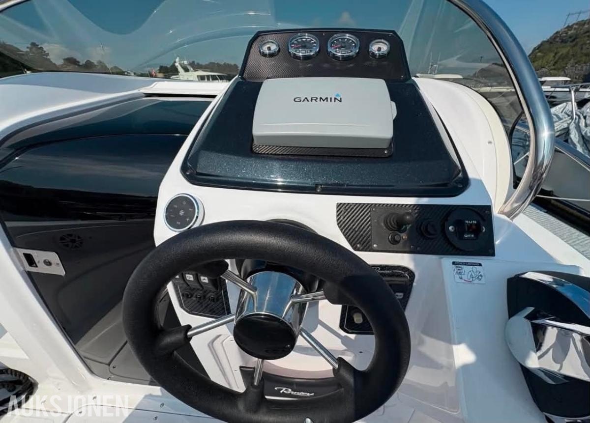 2012 Ranieri Shadow 24 m/F250 Mercury Verado 2020