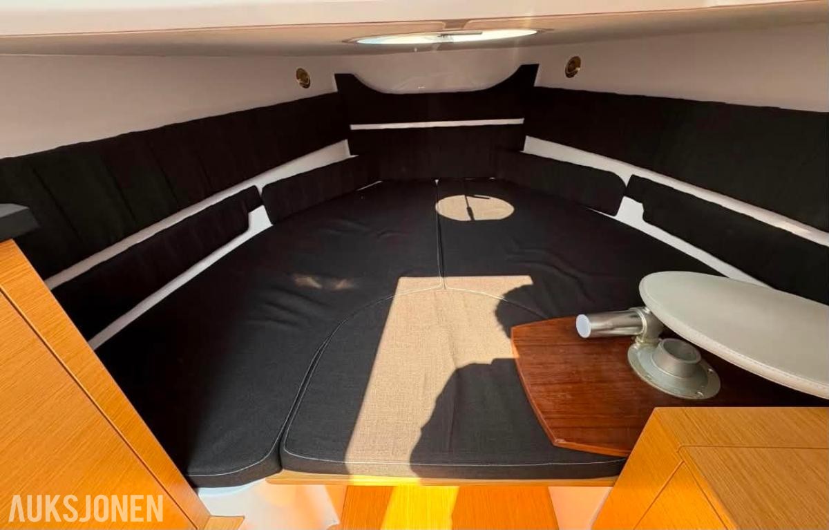 2012 Ranieri Shadow 24 m/F250 Mercury Verado 2020
