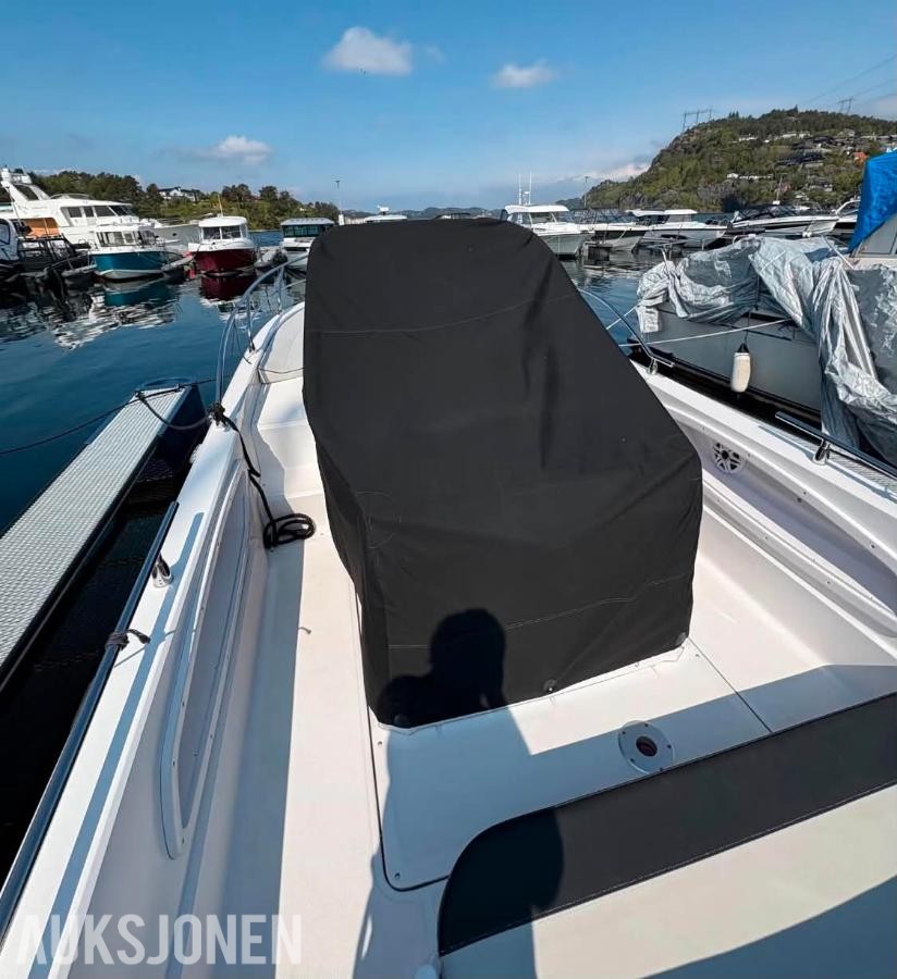 2012 Ranieri Shadow 24 m/F250 Mercury Verado 2020