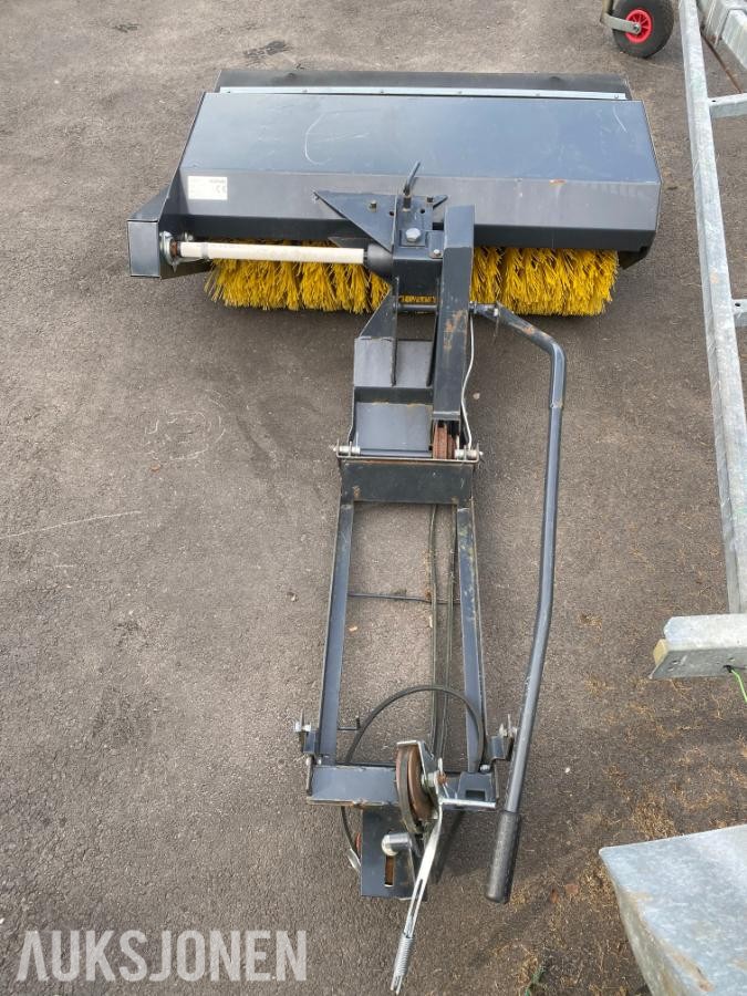 2013 KOVA LH1005 / RB 1000 feiemaskin