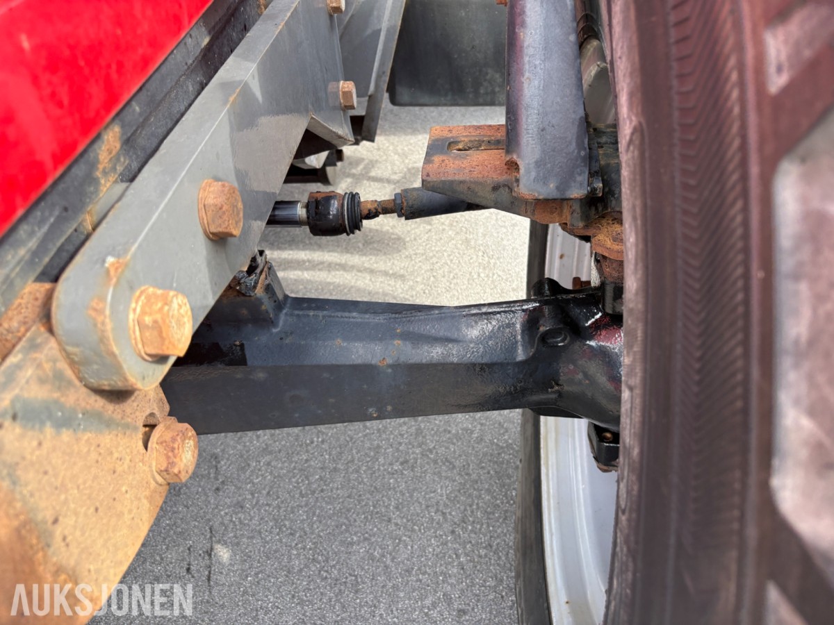 Massey 6455 traktor med frontlaster og ekstra hjulsett 5544 timer