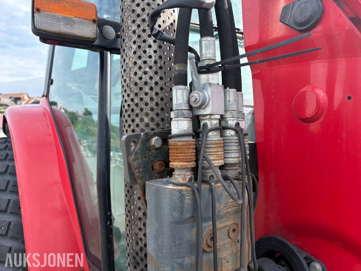 Massey 6455 traktor med frontlaster og ekstra hjulsett 5544 timer