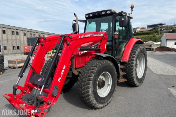 Massey 6455 traktor med frontlaster og ekstra hjulsett 5544 timer