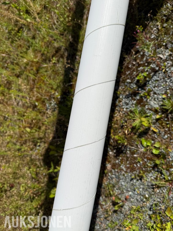 2018 Paddock gjerder i pvc med integrert strømtråd 32*12 meter