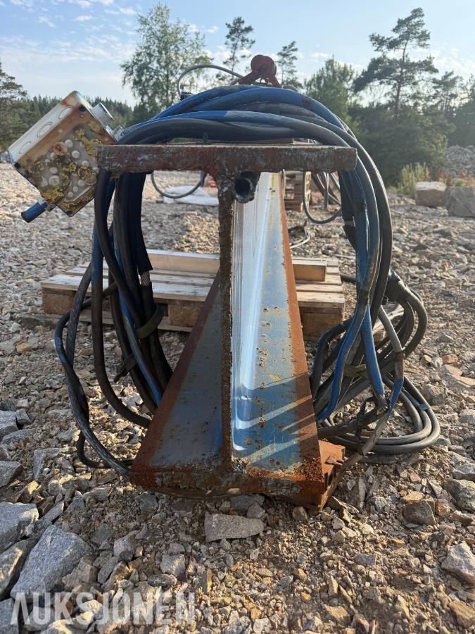 Heb 500 ståldrager på 10,2meter