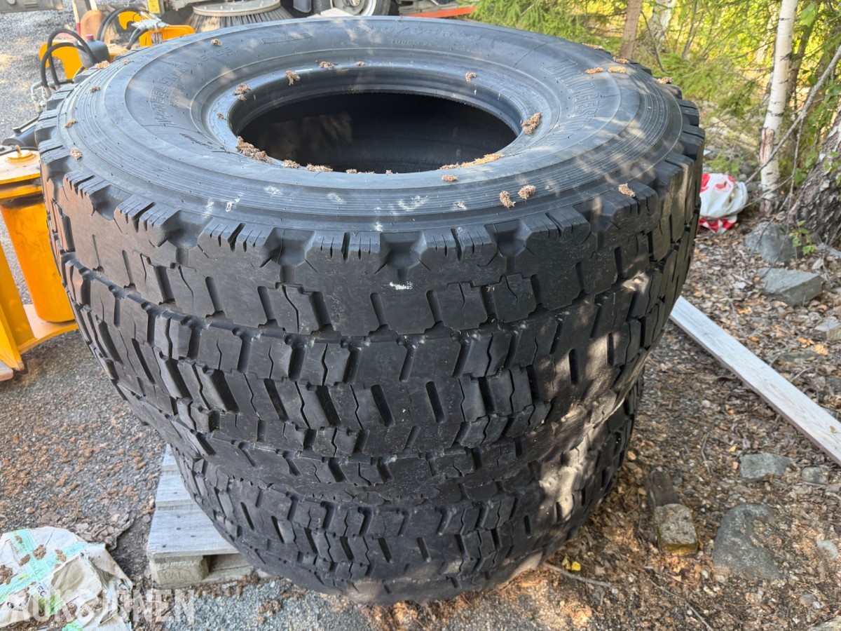 2 stk V-Steel Snow vinterdekk 600/65R25 - fungerende stand