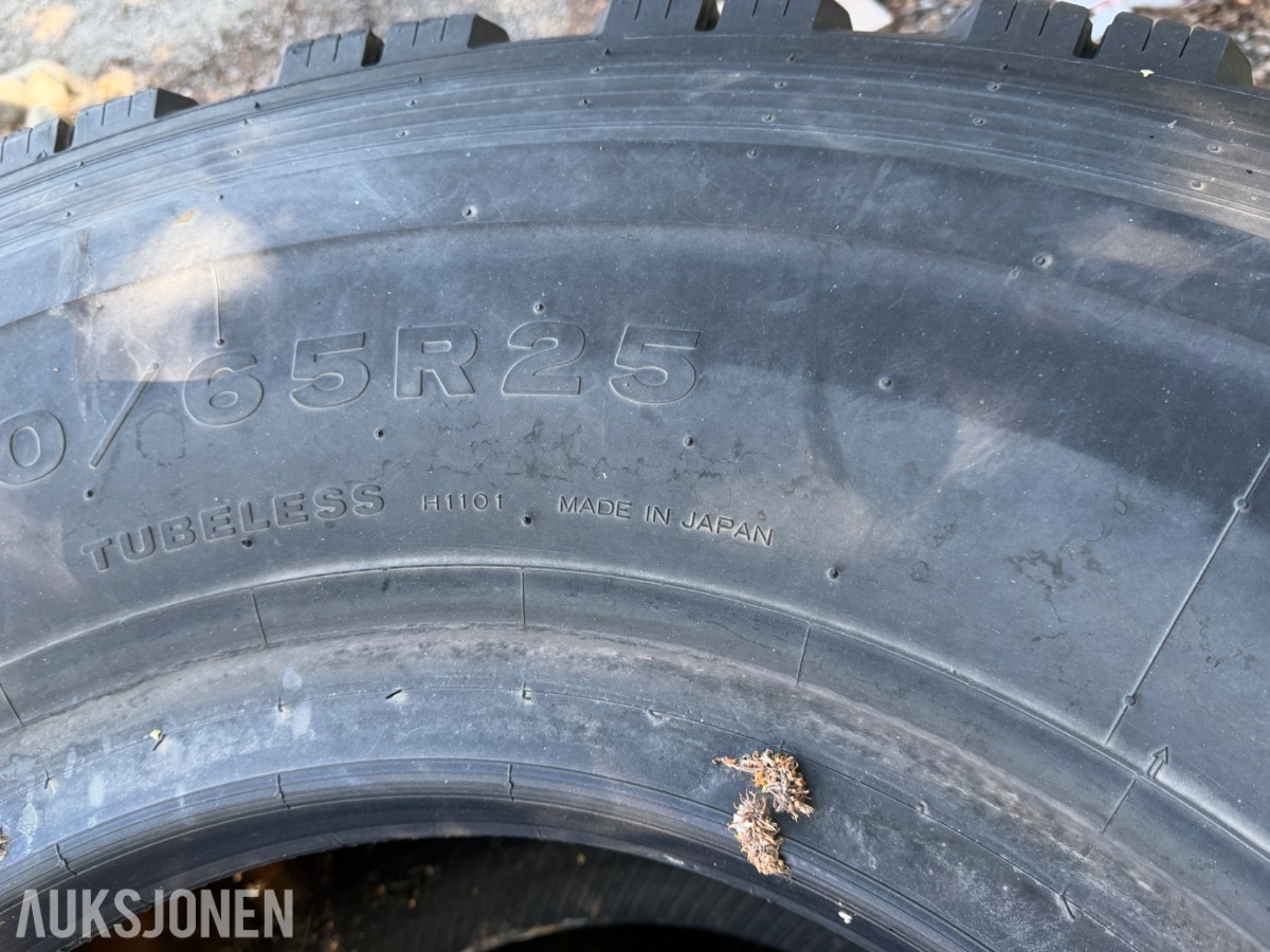 2 stk V-Steel Snow vinterdekk 600/65R25 - fungerende stand