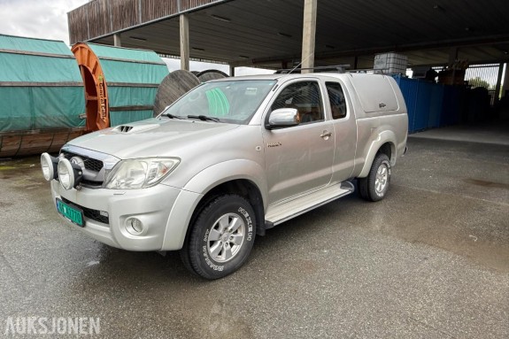 2010 Toyota HiLux - 2.5-144 D 4WD - Topp - Blitz - 241776km