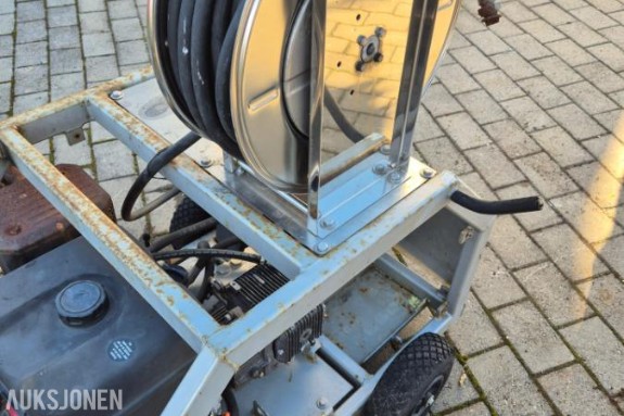 2000 Wanguard 11 hk høytrykkspyler