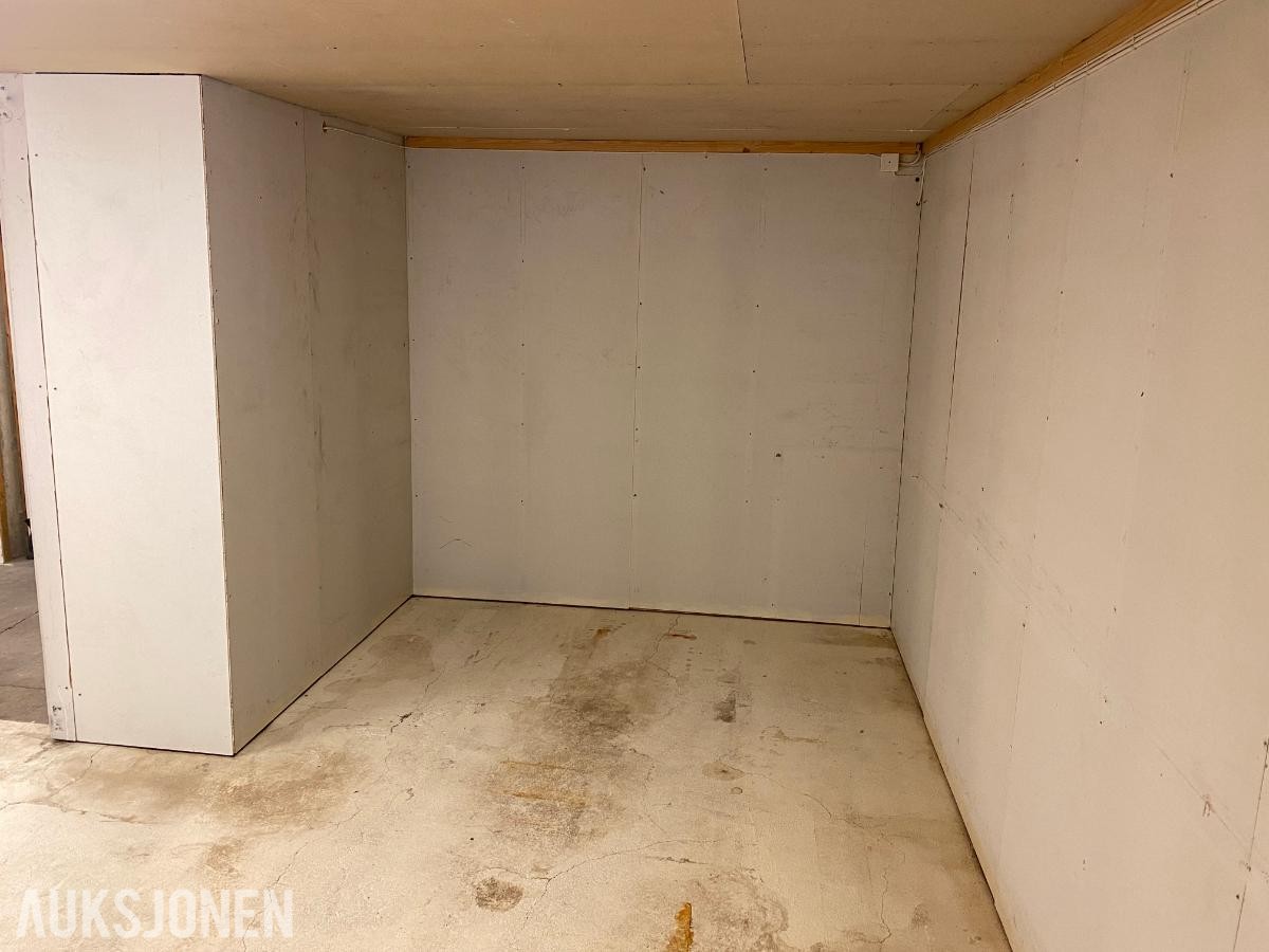 Epoxymaling 43kg / ca 220m2 Lys grå Leveringsklar
