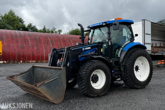 2013 New Holland T6.160 Frontlaster - 1 skuffe - Triangel og toppstag - TRI piggdekk og landbruksdekk
