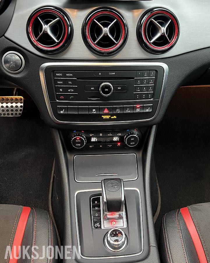 2016 Mercedes-Benz GLA AMG 45 2.0 381HK 4MATIC Adaptiv cruisekontroll ryggekamera