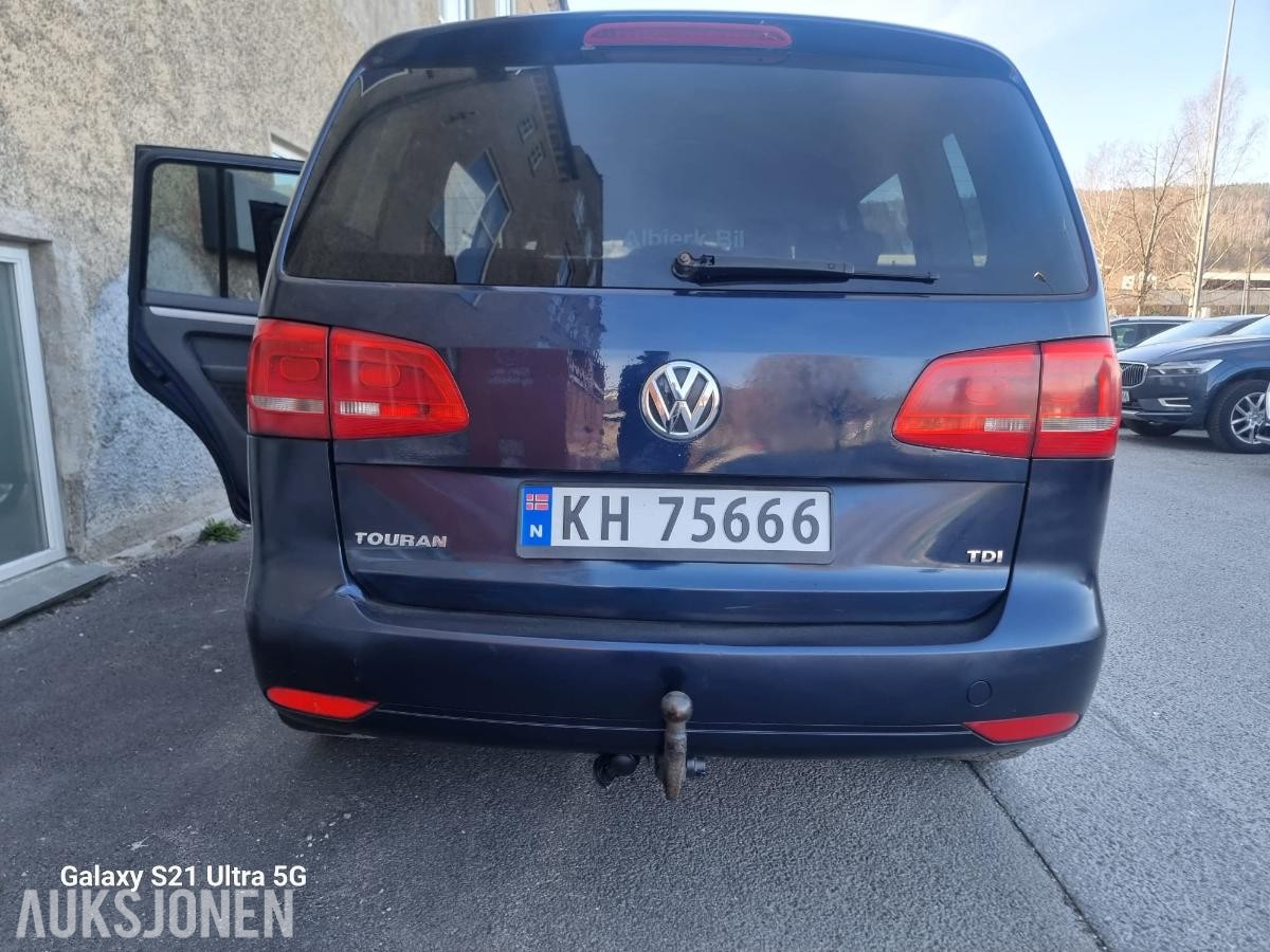 2011 Volkswagen Touran 1.6 105hk 177500km