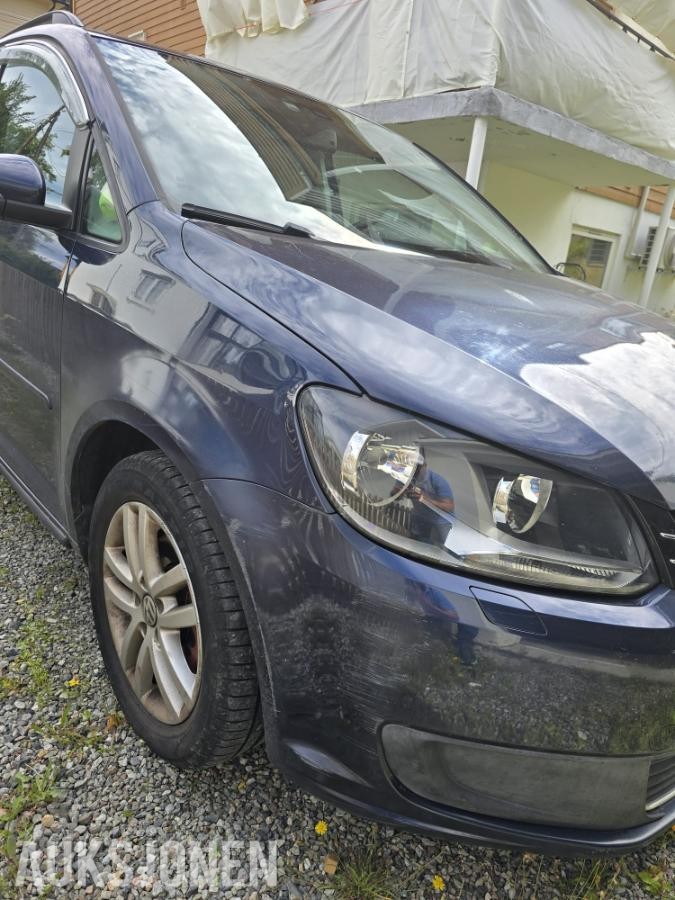 2011 Volkswagen Touran 1.6 105hk 177500km