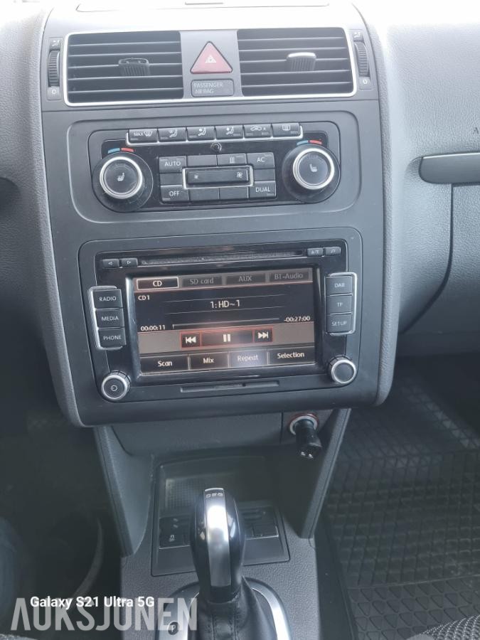 2011 Volkswagen Touran 1.6 105hk 177500km