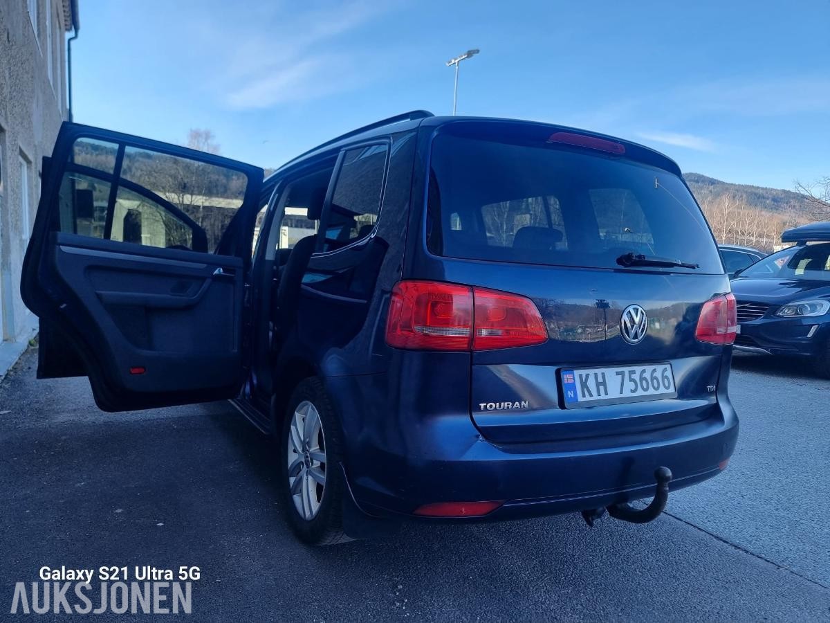 2011 Volkswagen Touran 1.6 105hk 177500km
