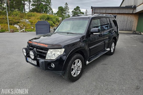 2007 Mitsubishi Pajero 3.2 170hk 4WD INSTYLE + 7 SETER AUTOMAT ROCKFORD S+V DEKK