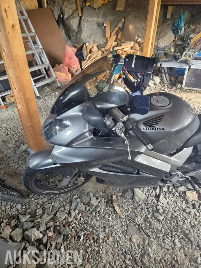 2008 Honda VFR 800