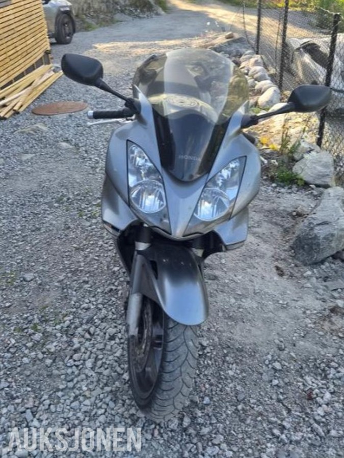 2008 Honda VFR 800