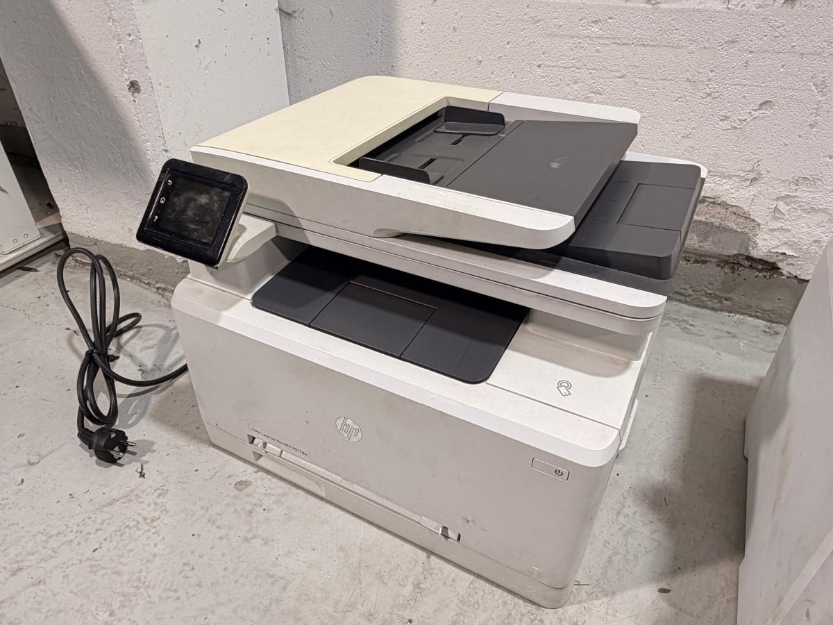 Multifunksjonsskrivere fra HP og Canon med Rexel makuleringsmaskin