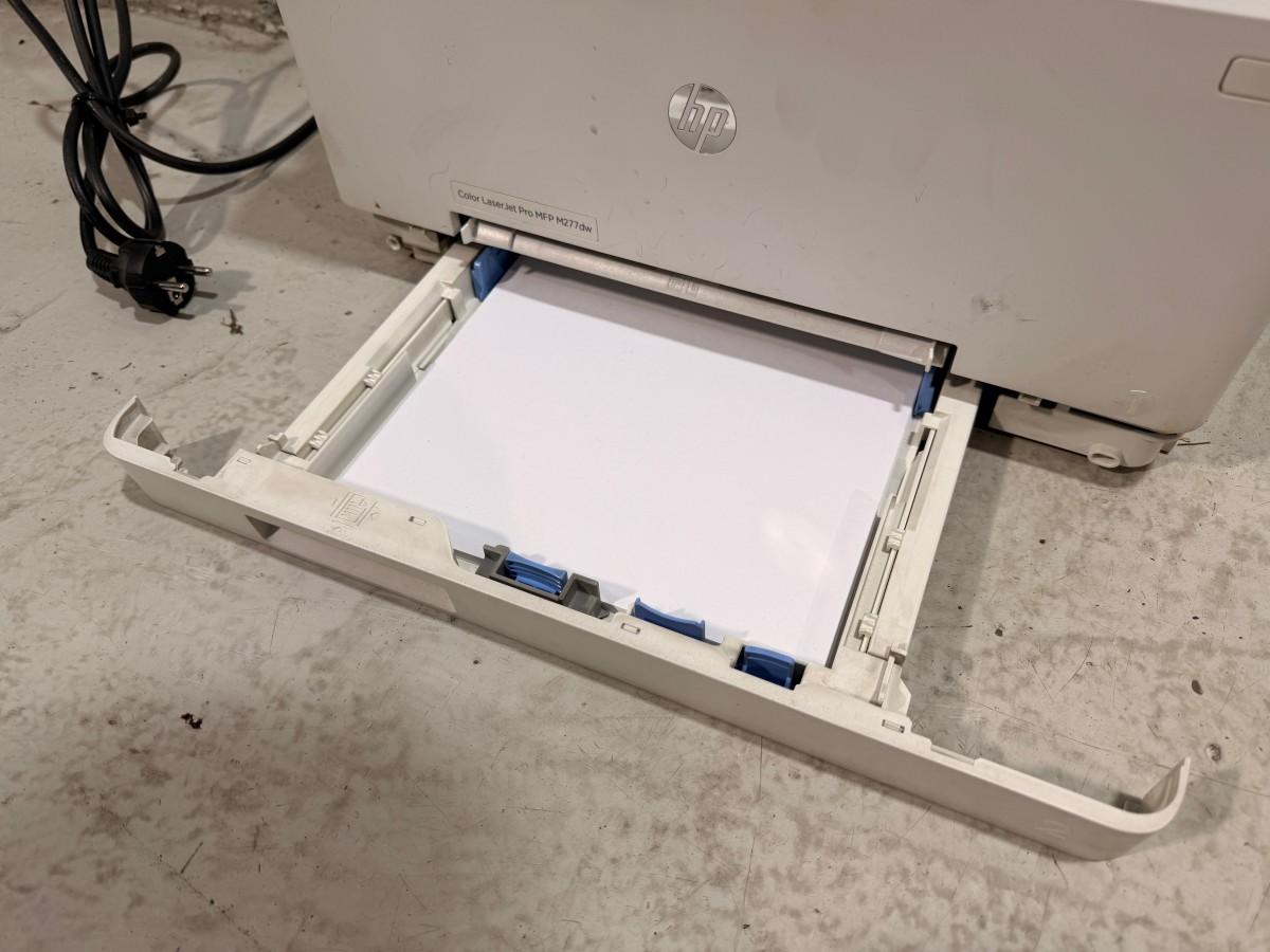 Multifunksjonsskrivere fra HP og Canon med Rexel makuleringsmaskin