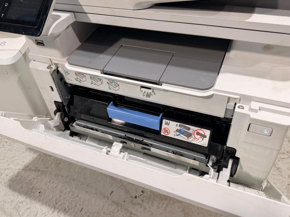 Multifunksjonsskrivere fra HP og Canon med Rexel makuleringsmaskin