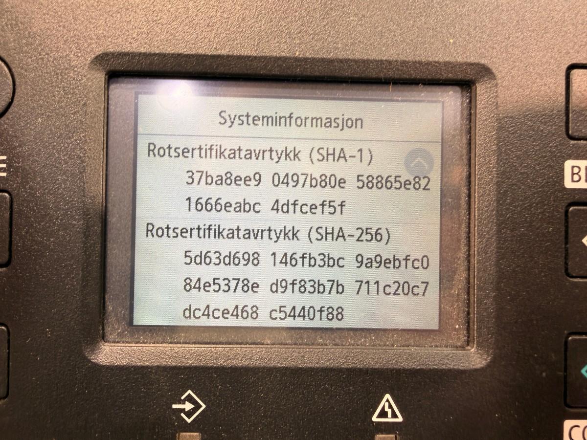 Multifunksjonsskrivere fra HP og Canon med Rexel makuleringsmaskin
